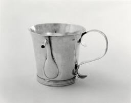 Spout cup, ca. 1720-1730